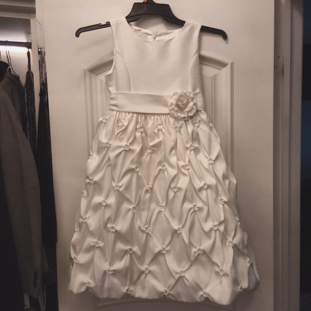 STUNNING WHITE PINCH PLEATED DRESS 12